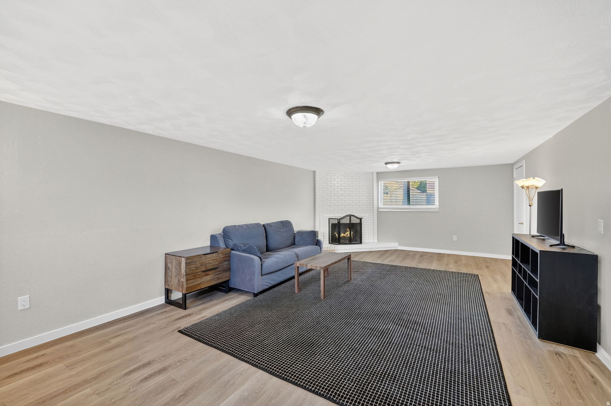 EDGEWOOD - Residential