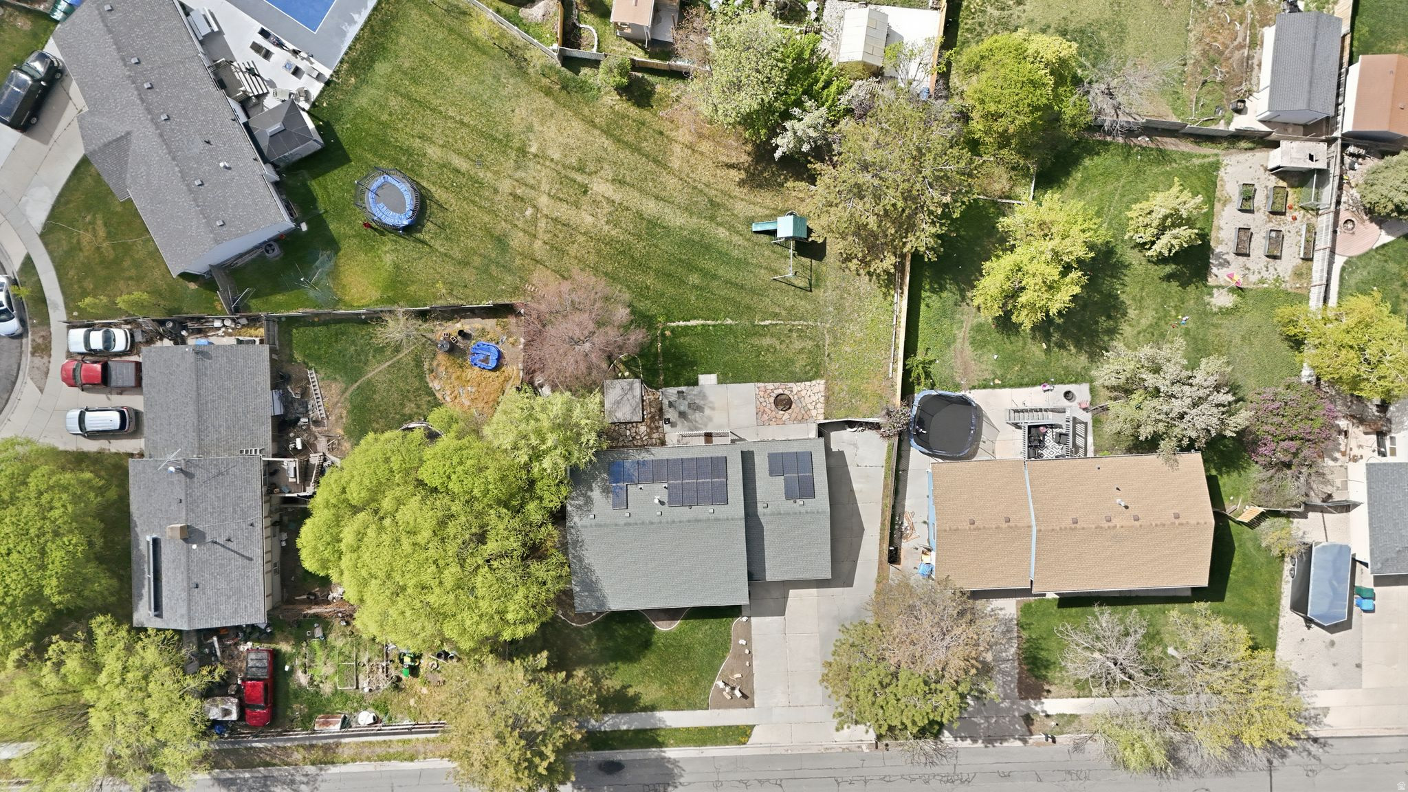 EDGEWOOD - Residential