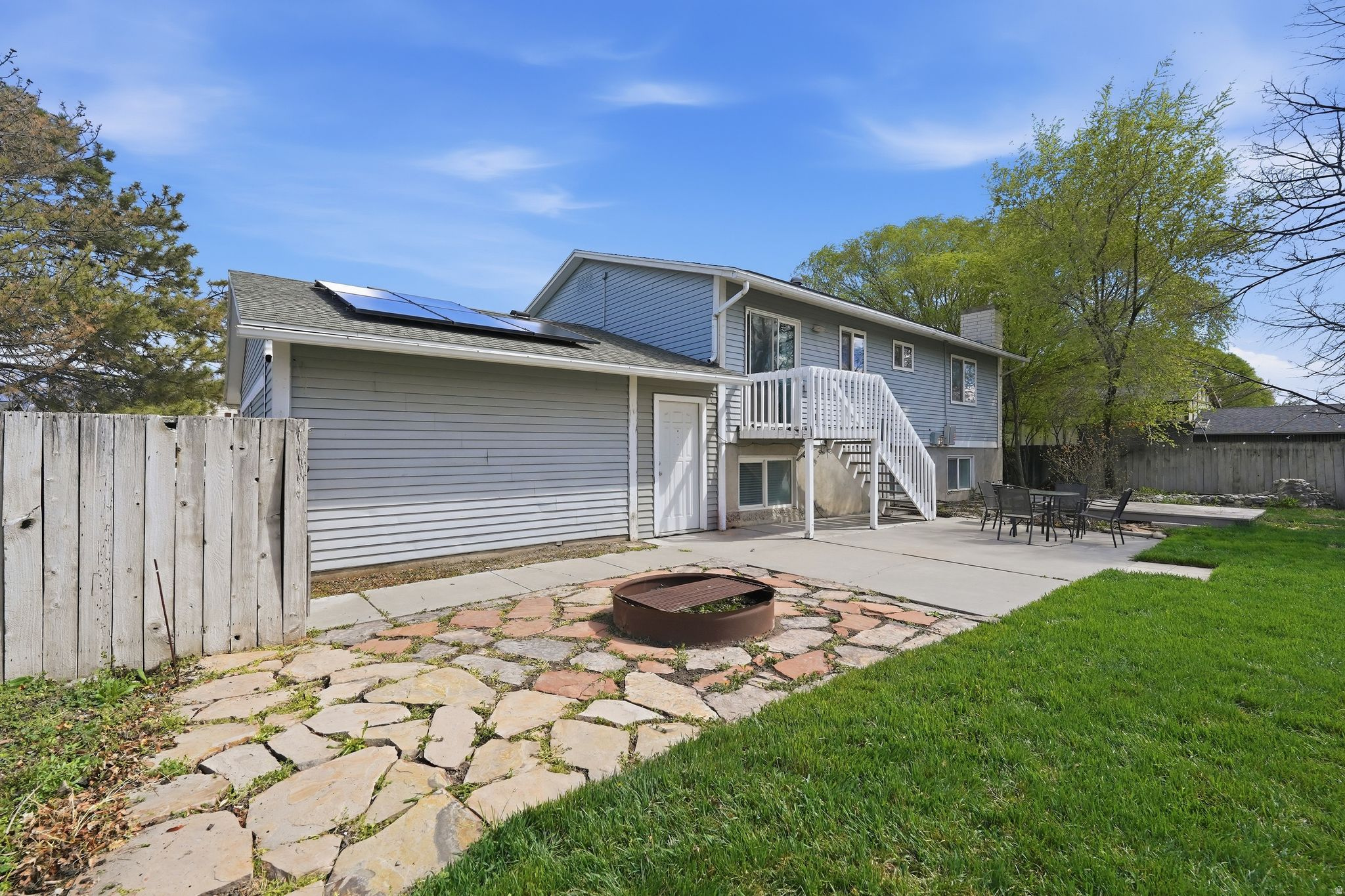 EDGEWOOD - Residential