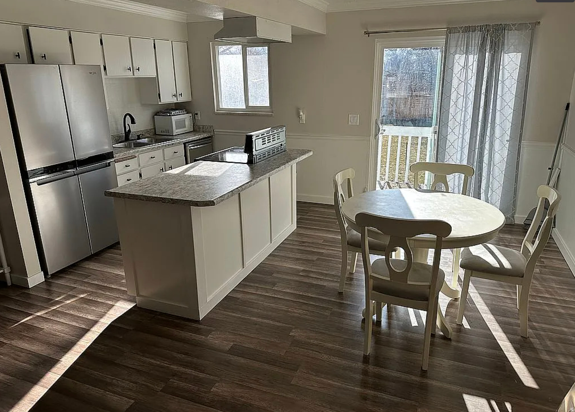 EDGEWOOD - Residential