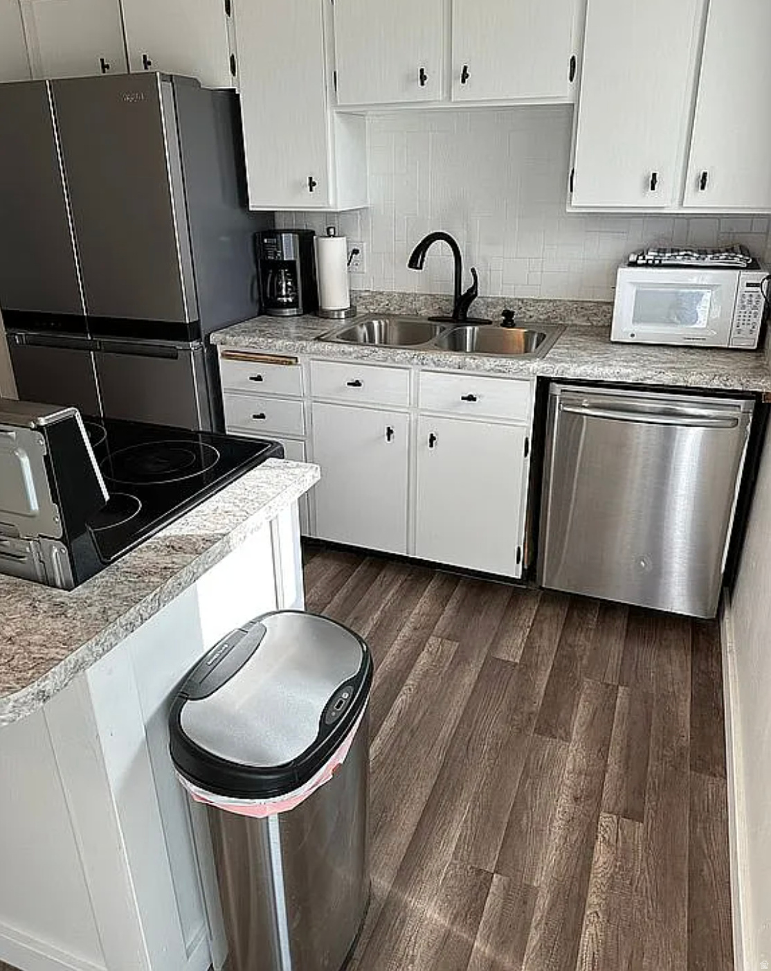 EDGEWOOD - Residential