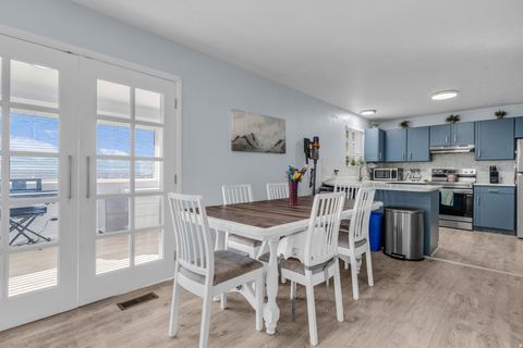 Tiny photo for 9968 S BLOSSOM DR, Sandy, UT 84092 (MLS # 2121387)