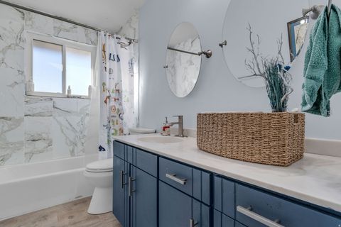 Tiny photo for 9968 S BLOSSOM DR, Sandy, UT 84092 (MLS # 2121387)