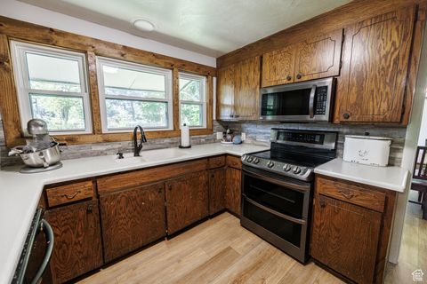 Tiny photo for 1070 E 120 S, Orem, UT 84097 (MLS # 2087266)