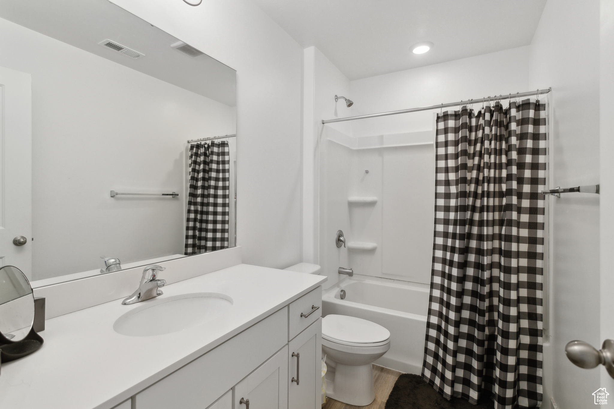 EAGLE POINT - Residential