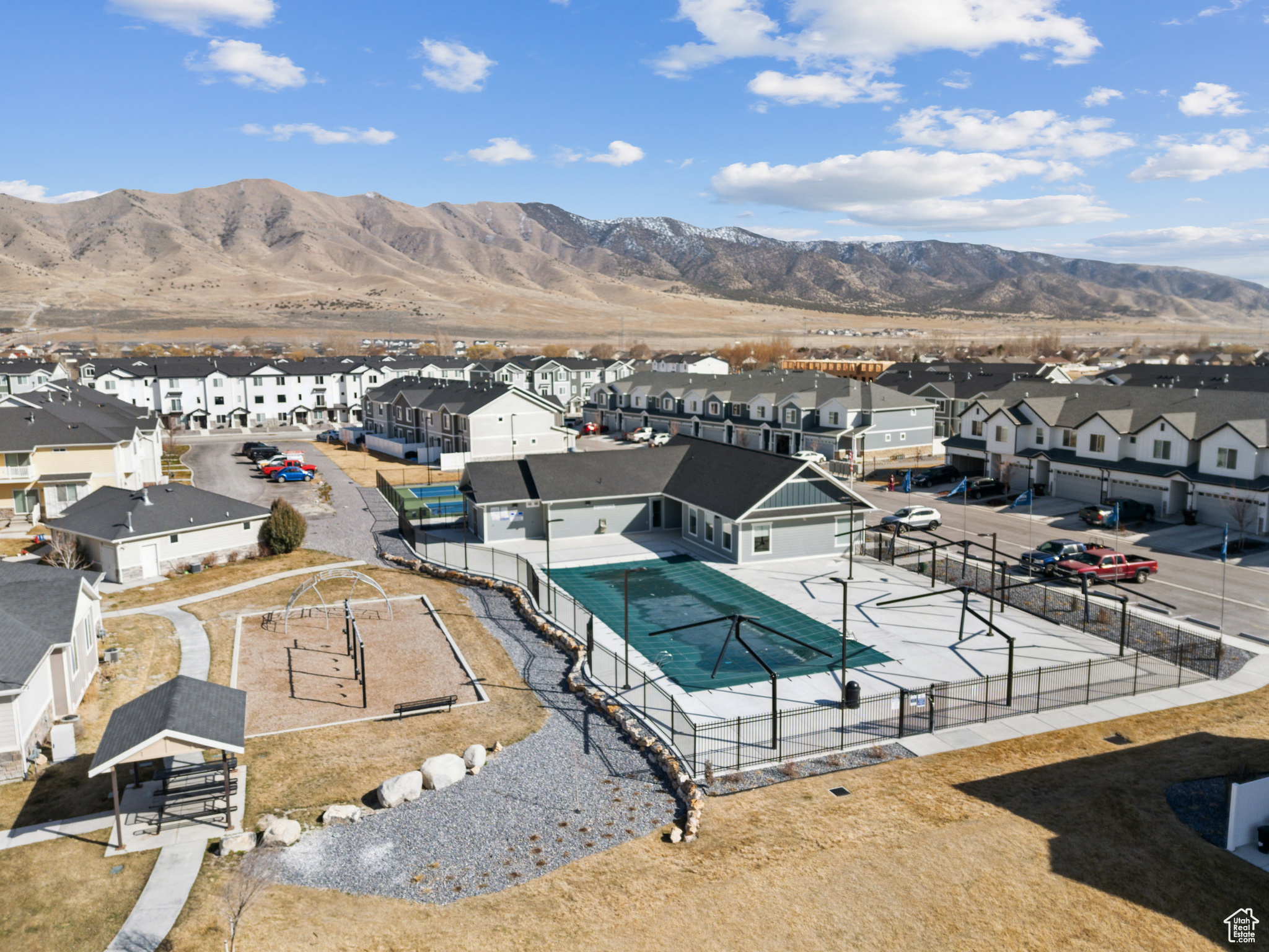 EAGLE POINT - Residential