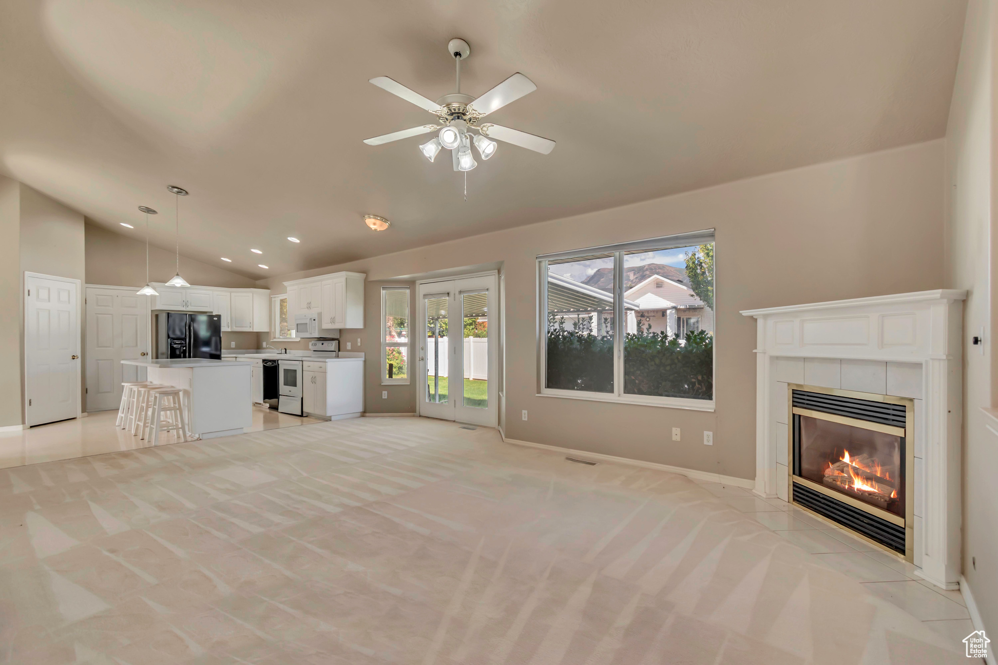 ROSE CREST ESTATES - Residential