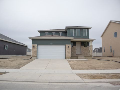 Homes For Sale - 1705 E Rainbow Bridge Drive Lot Dr #7004<br/> Eagle Mountain, UT 84005