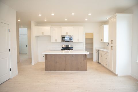 Tiny photo for 1705 E RAINBOW BRIDGE DRIVE LOT Dr #7004, Eagle Mountain, UT 84005 (MLS # 2139774)