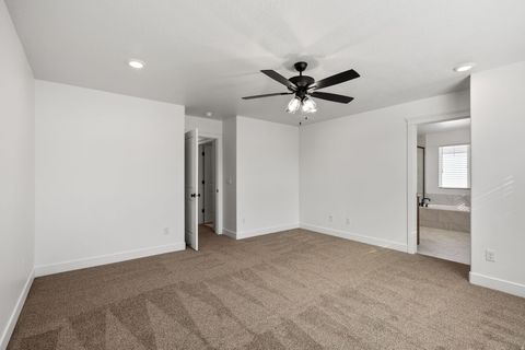 Tiny photo for 1661 W ROSS RD, Syracuse, UT 84075 (MLS # 2137012)