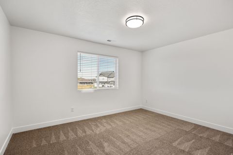 Tiny photo for 1661 W ROSS RD, Syracuse, UT 84075 (MLS # 2137012)
