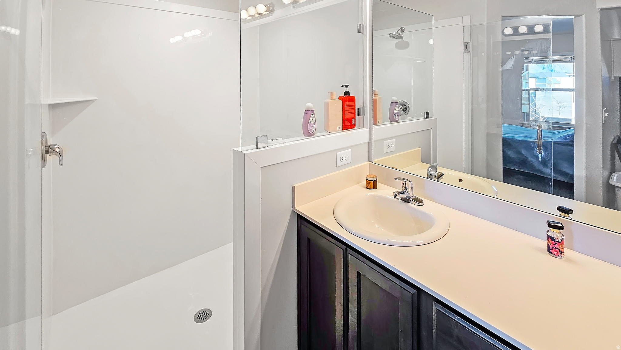 LEGACY TOWNHOMES - Residential