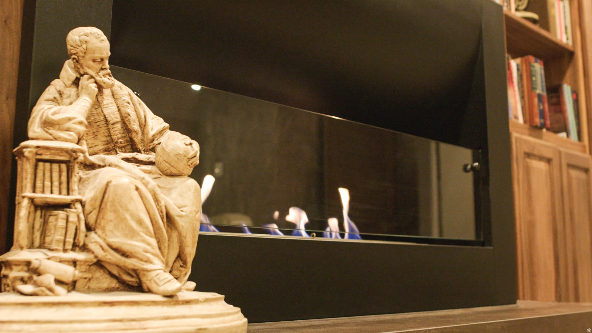 AMERICAN TOWERS - Residential