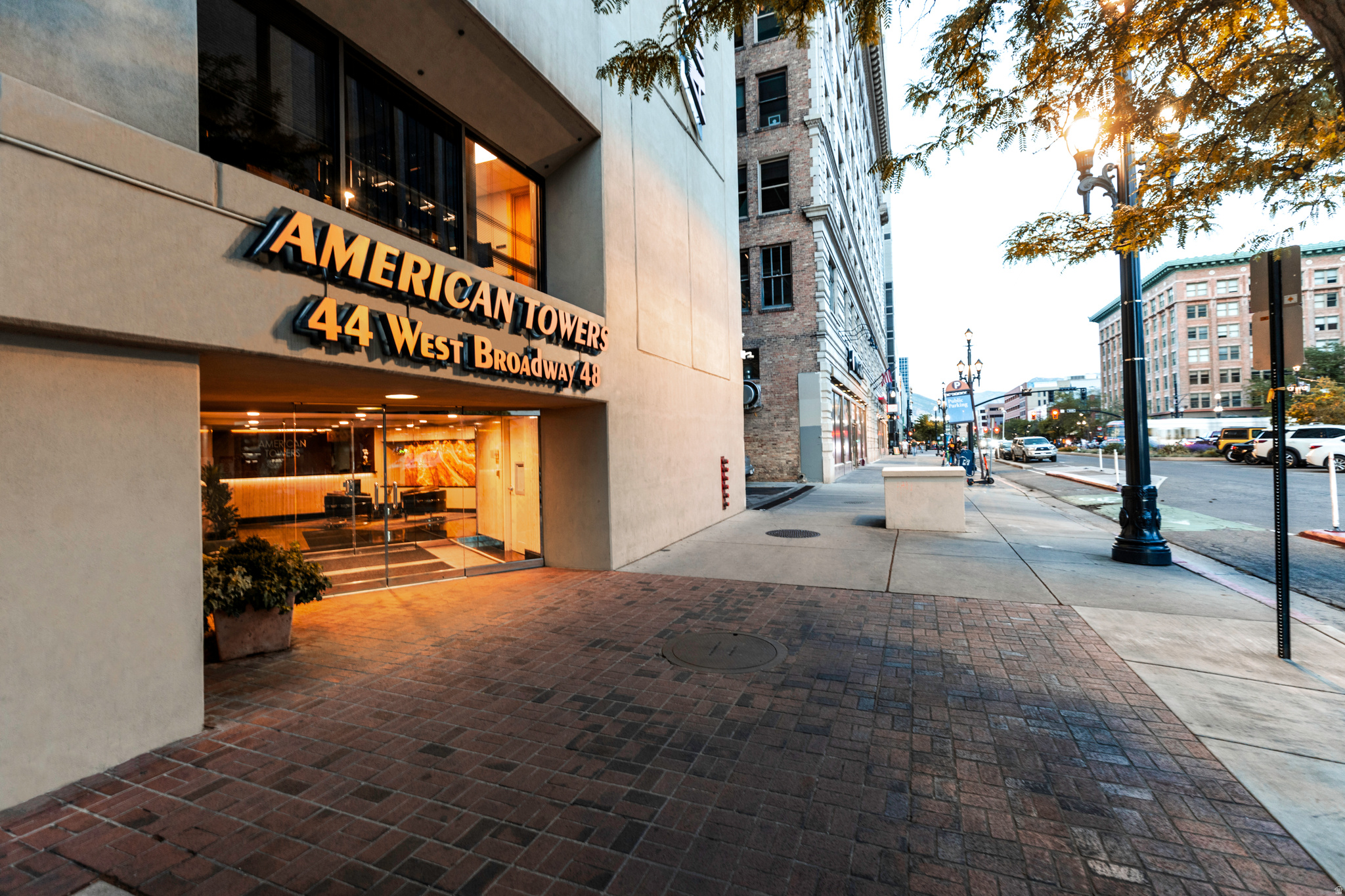 AMERICAN TOWERS - Residential