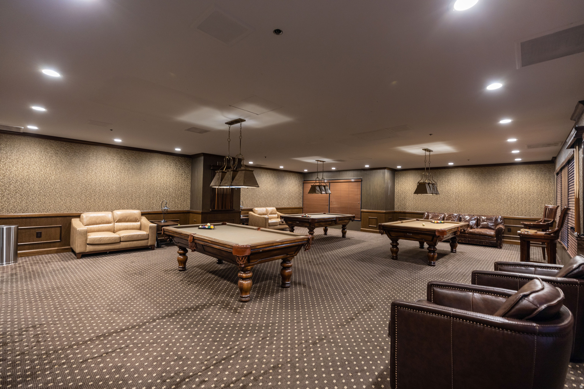 AMERICAN TOWERS - Residential