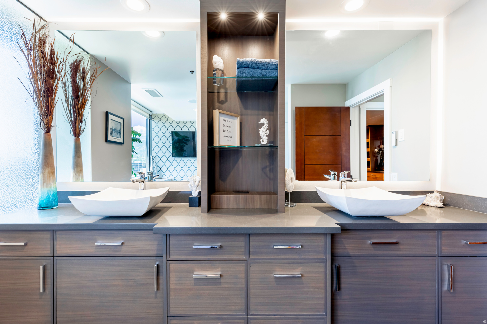 AMERICAN TOWERS - Residential