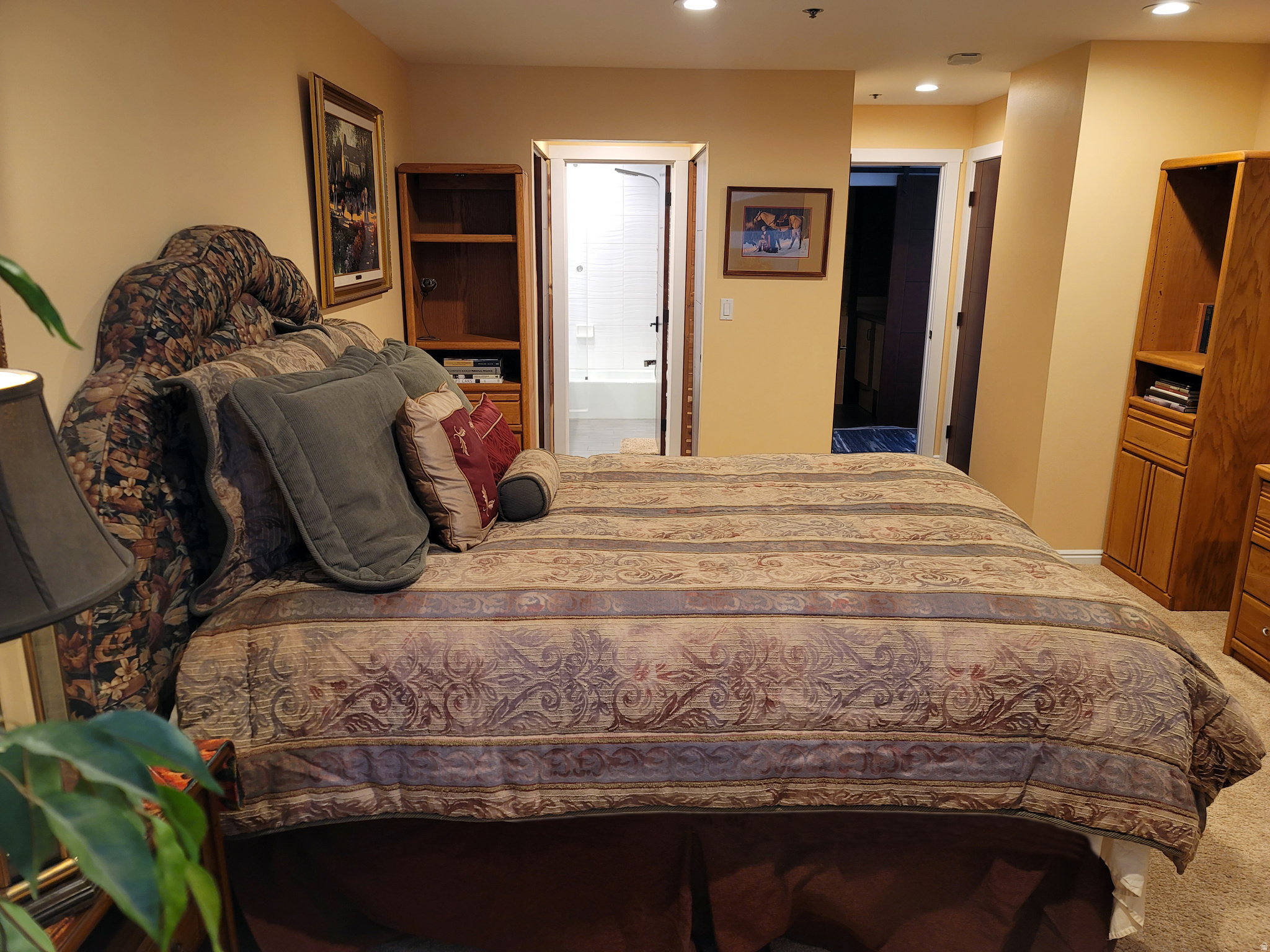 AMERICAN TOWERS - Residential