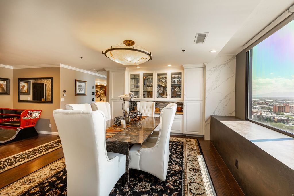 Photo of 44 W BROADWAY #1405.S, Salt Lake City, UT 84101 (MLS # 2124736)