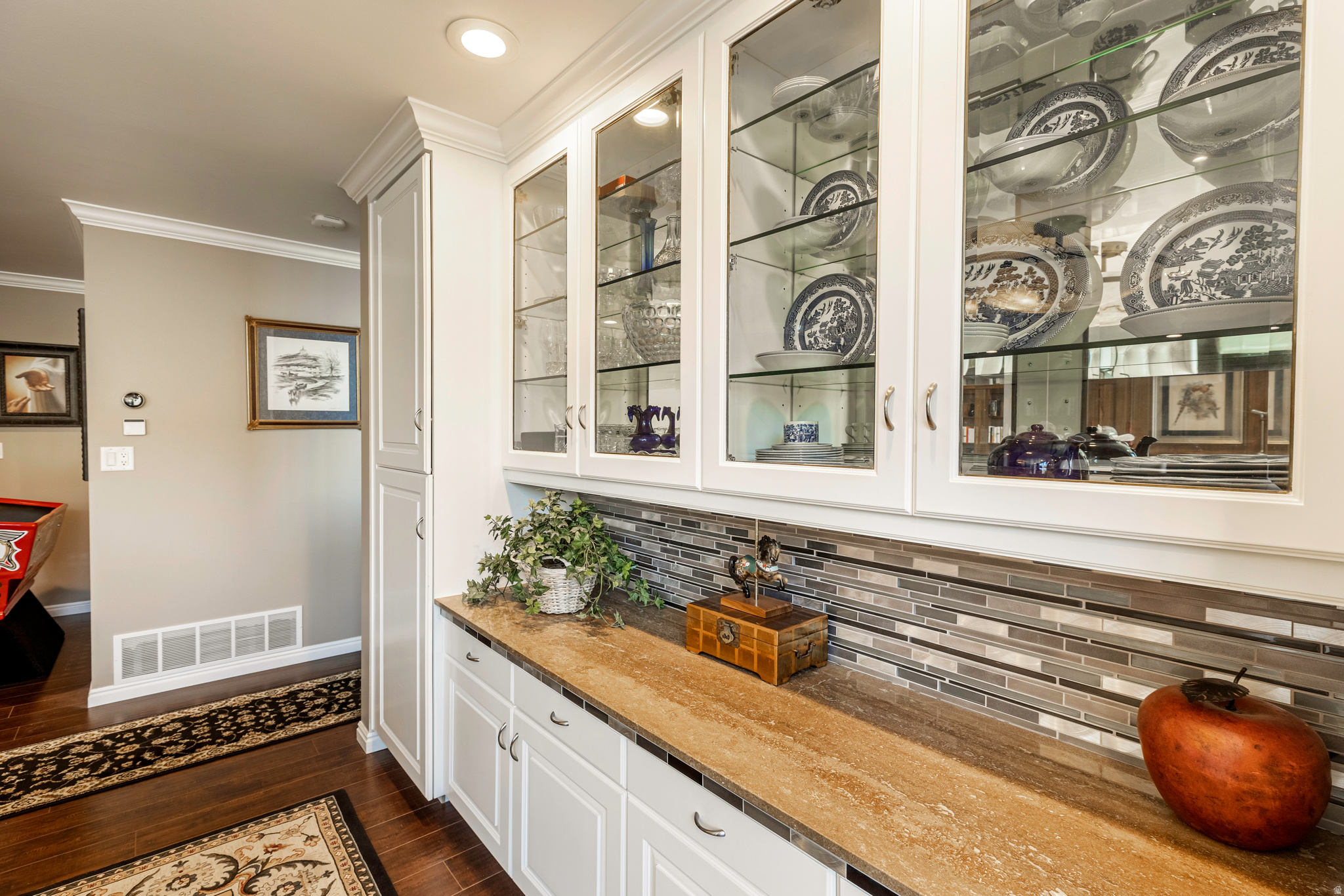 AMERICAN TOWERS - Residential