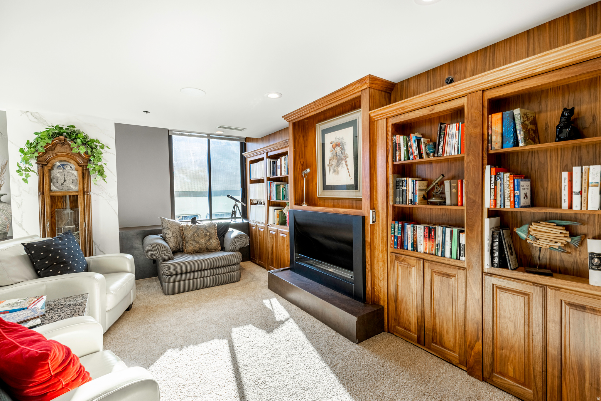 AMERICAN TOWERS - Residential