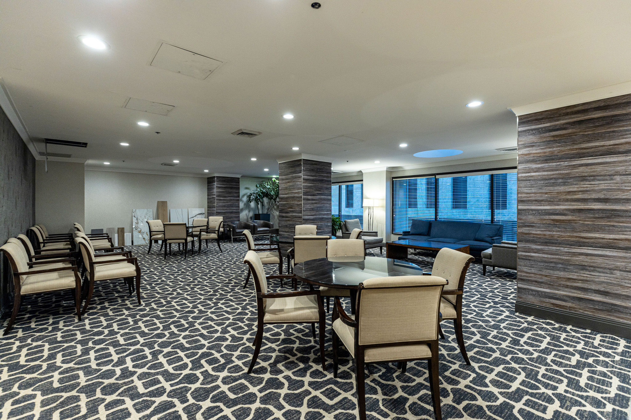 AMERICAN TOWERS - Residential