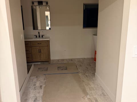 Tiny photo for 877 S 200 E, Farmington, UT 84025 (MLS # 2159496)