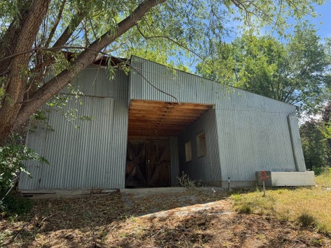 Tiny photo for 877 S 200 E, Farmington, UT 84025 (MLS # 2159496)
