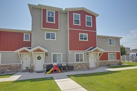 Tiny photo for 201 E 630 N, Vineyard, UT 84059 (MLS # 2177228)
