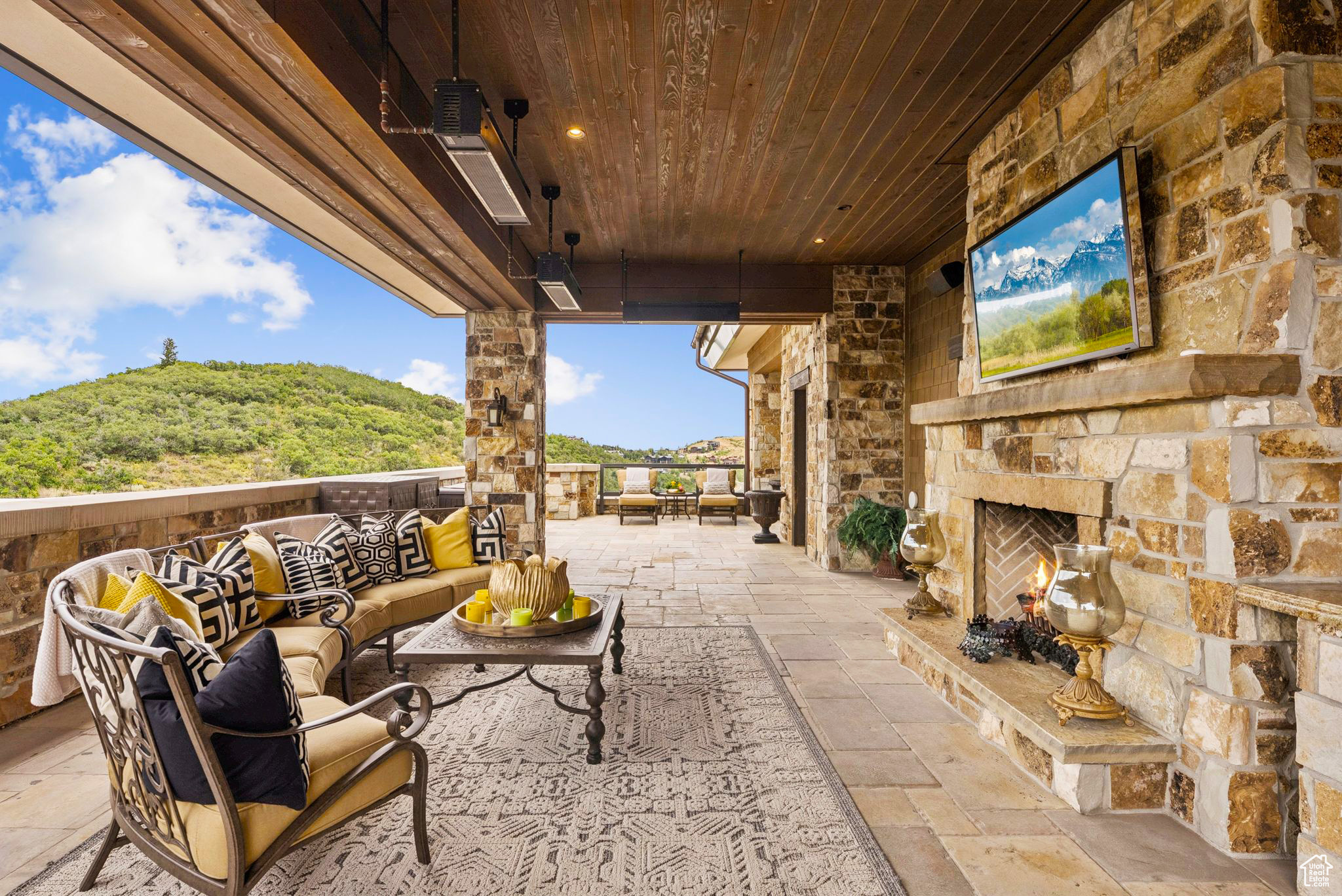 ST. REGIS - Residential
