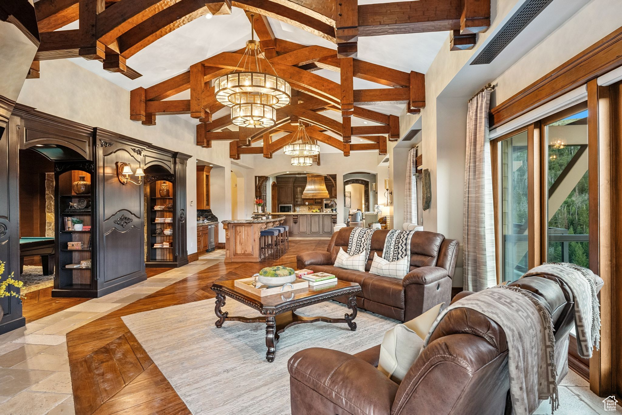 ST. REGIS - Residential