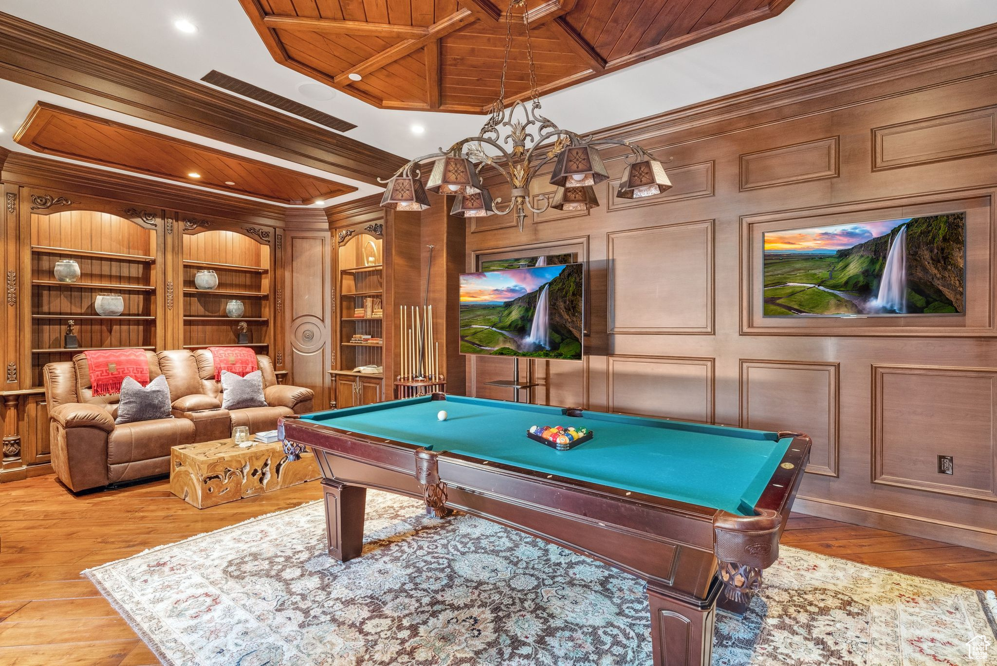 ST. REGIS - Residential