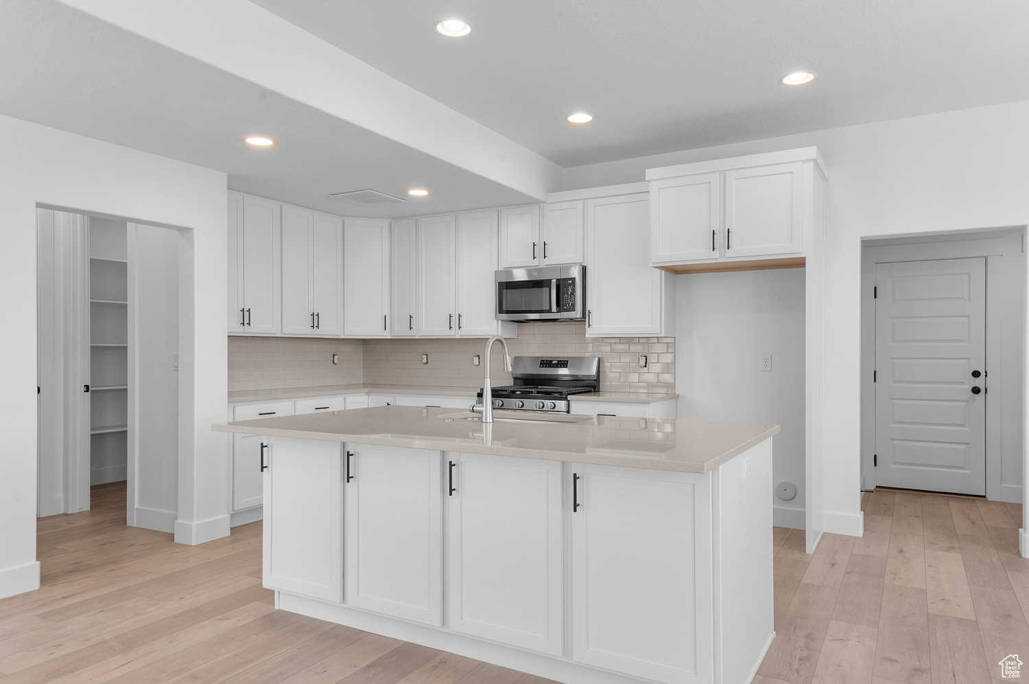 FAIRHAVEN 425 - Residential
