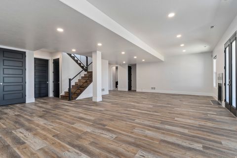 Tiny photo for 3983 N JACKSON AVE, North Ogden, UT 84414 (MLS # 2124340)