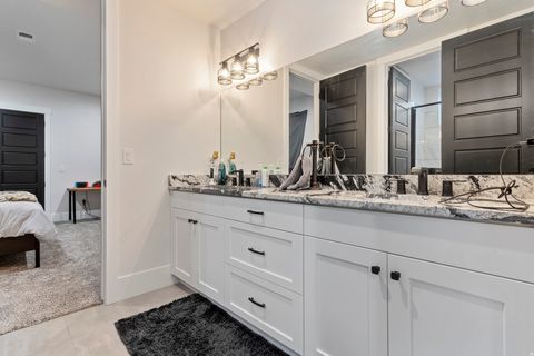 Tiny photo for 3983 N JACKSON AVE, North Ogden, UT 84414 (MLS # 2124340)