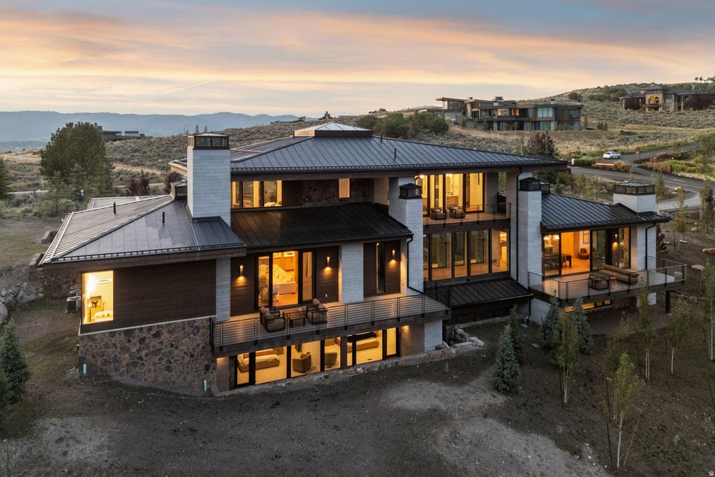 Photo of 7165 PAINTED VALLEY PASS, Park City, UT 84098 (MLS # 2179301)