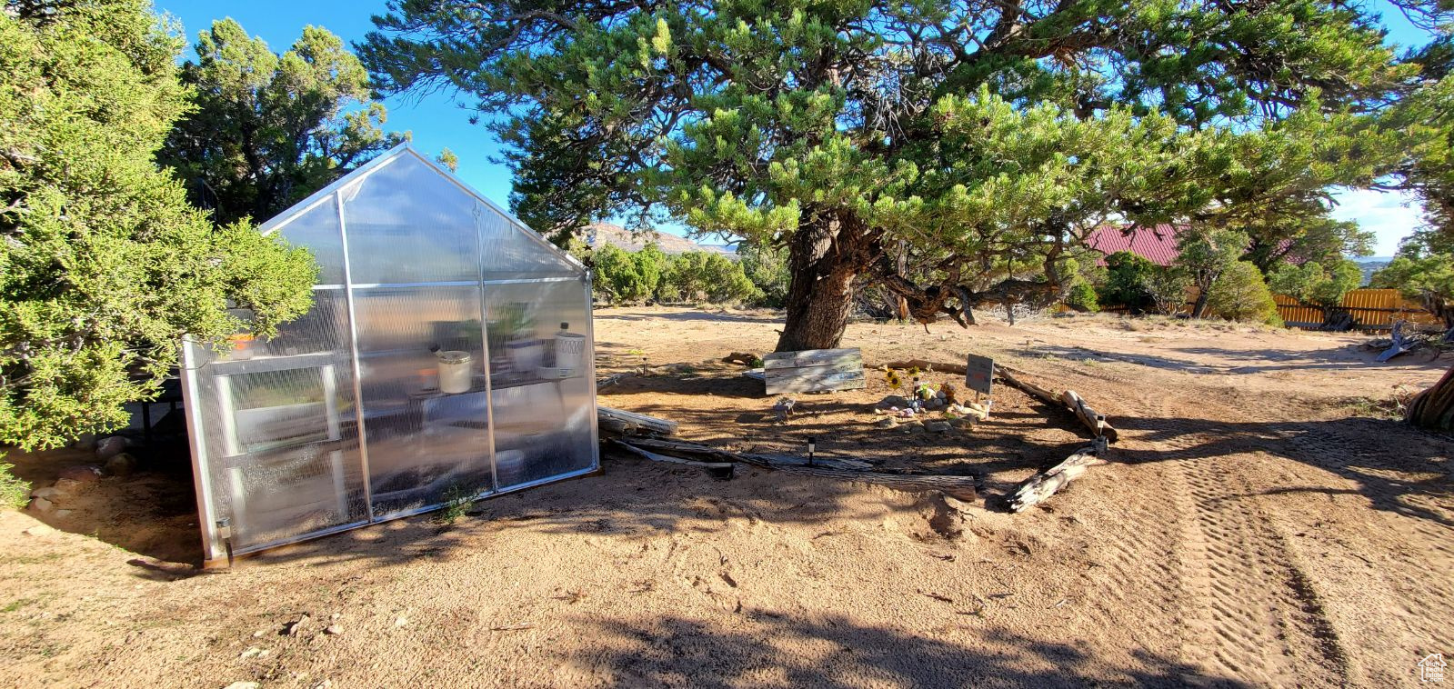 GREAT BASIN ESTATES - Land