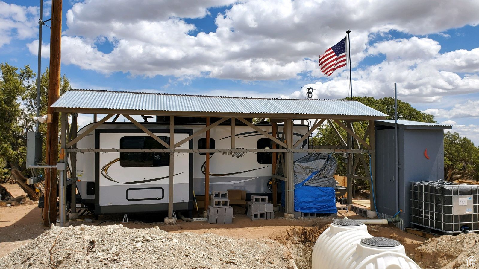 GREAT BASIN ESTATES - Land