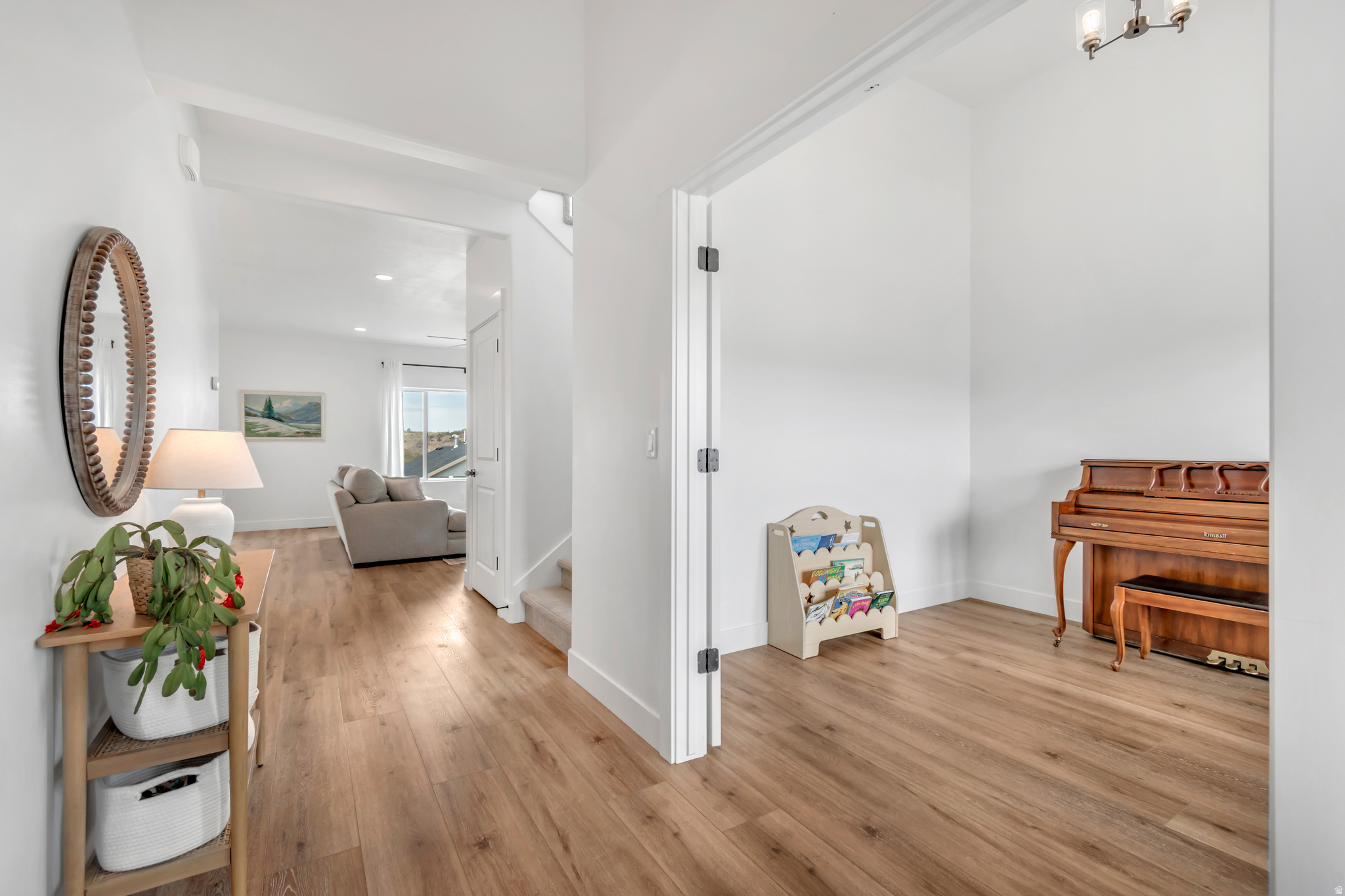 HIDDEN OAKS - Residential