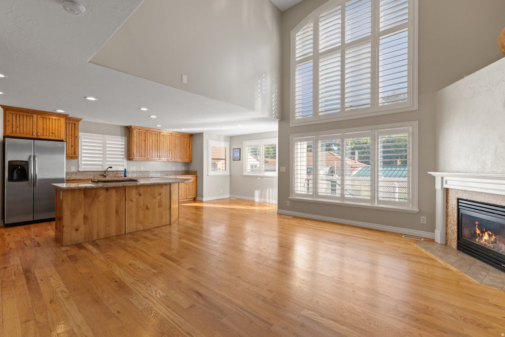 Photo of 478 E ASPEN CT #478, Murray, UT 84107 (MLS # 2186298)