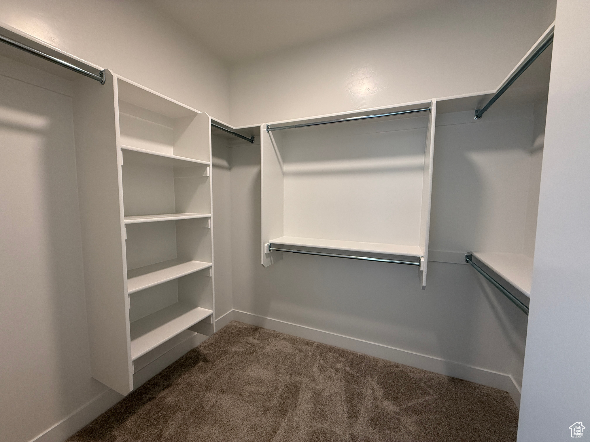 DIAMOND E - Residential