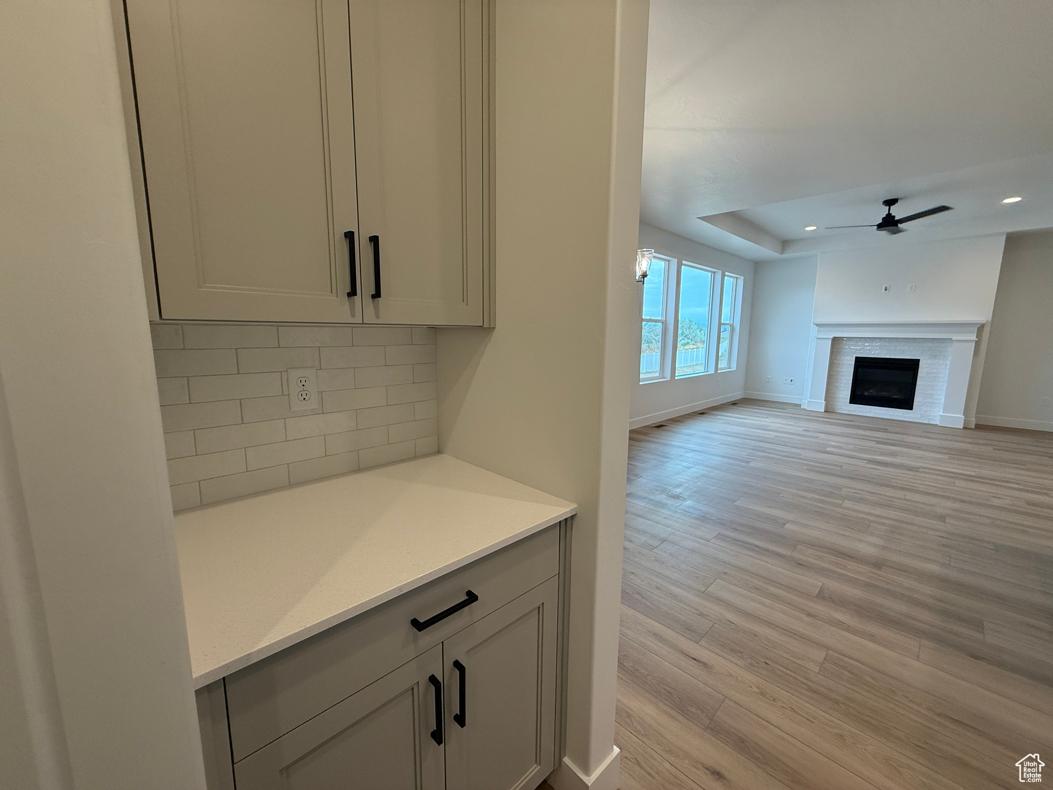 DIAMOND E - Residential
