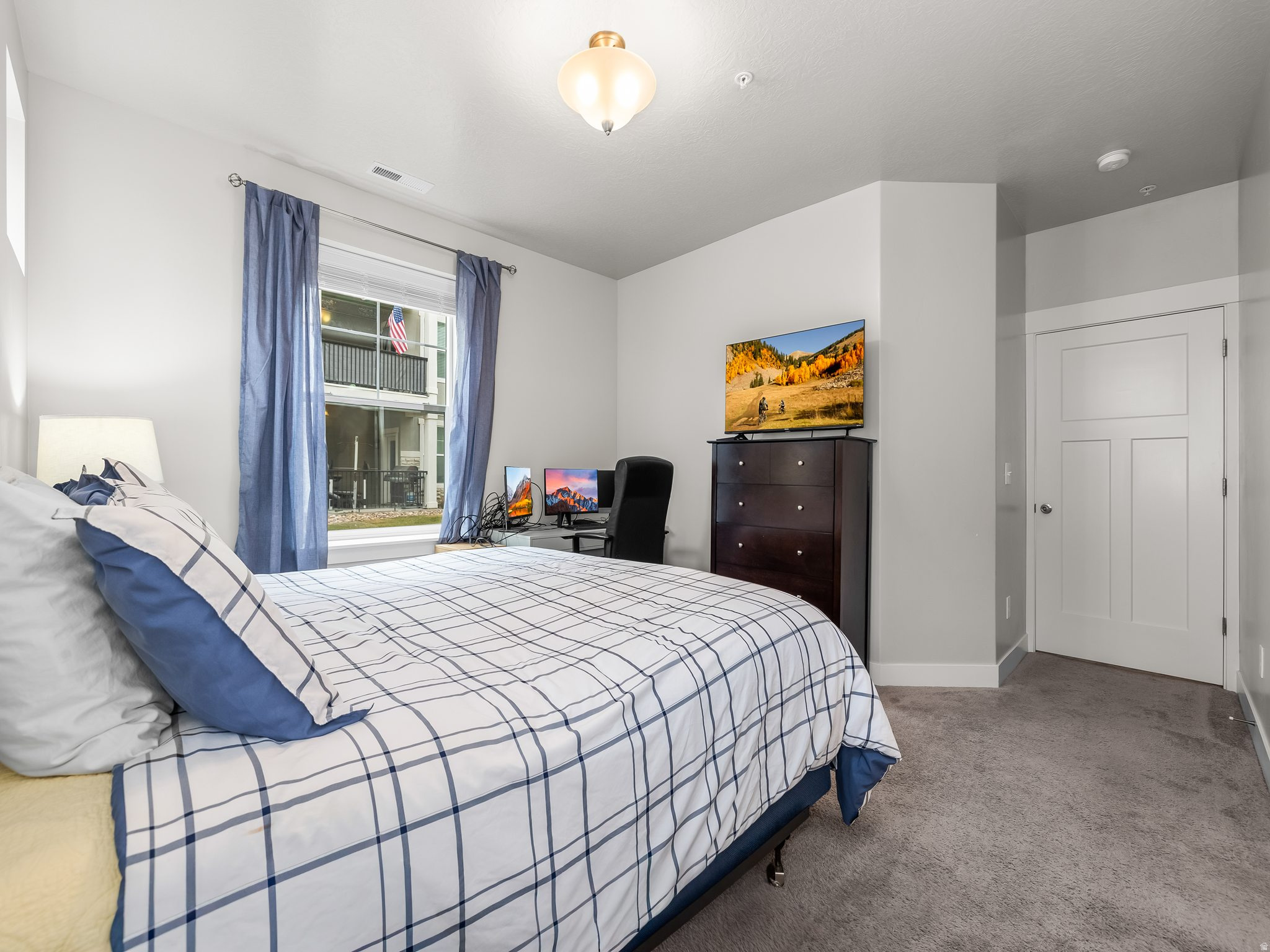 QUAILHILL - Residential