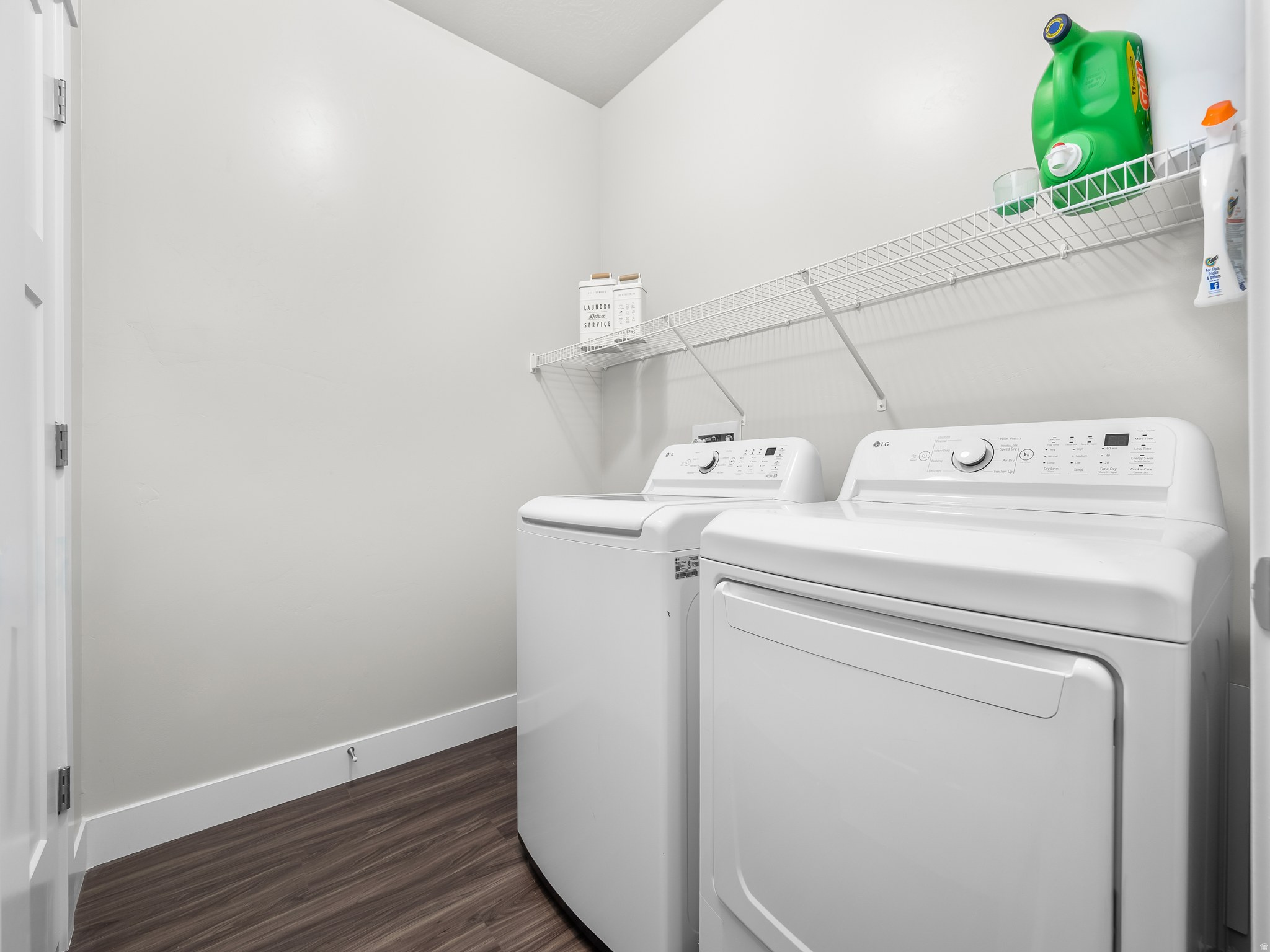 QUAILHILL - Residential