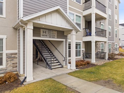 Tiny photo for 1809 W TERRA VISTA LN #B2, Saratoga Springs, UT 84045 (MLS # 2136899)