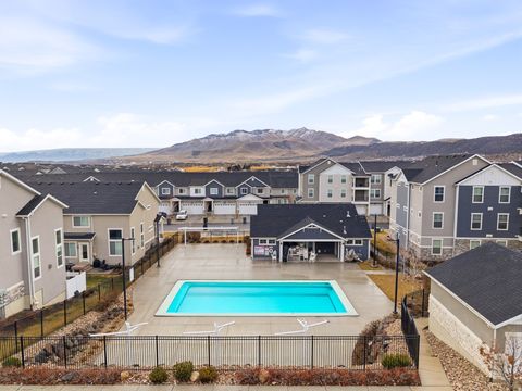 Tiny photo for 1809 W TERRA VISTA LN #B2, Saratoga Springs, UT 84045 (MLS # 2136899)