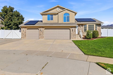 Photo of 323 E 1375 N, Layton, UT 84041 (MLS # 2190545)
