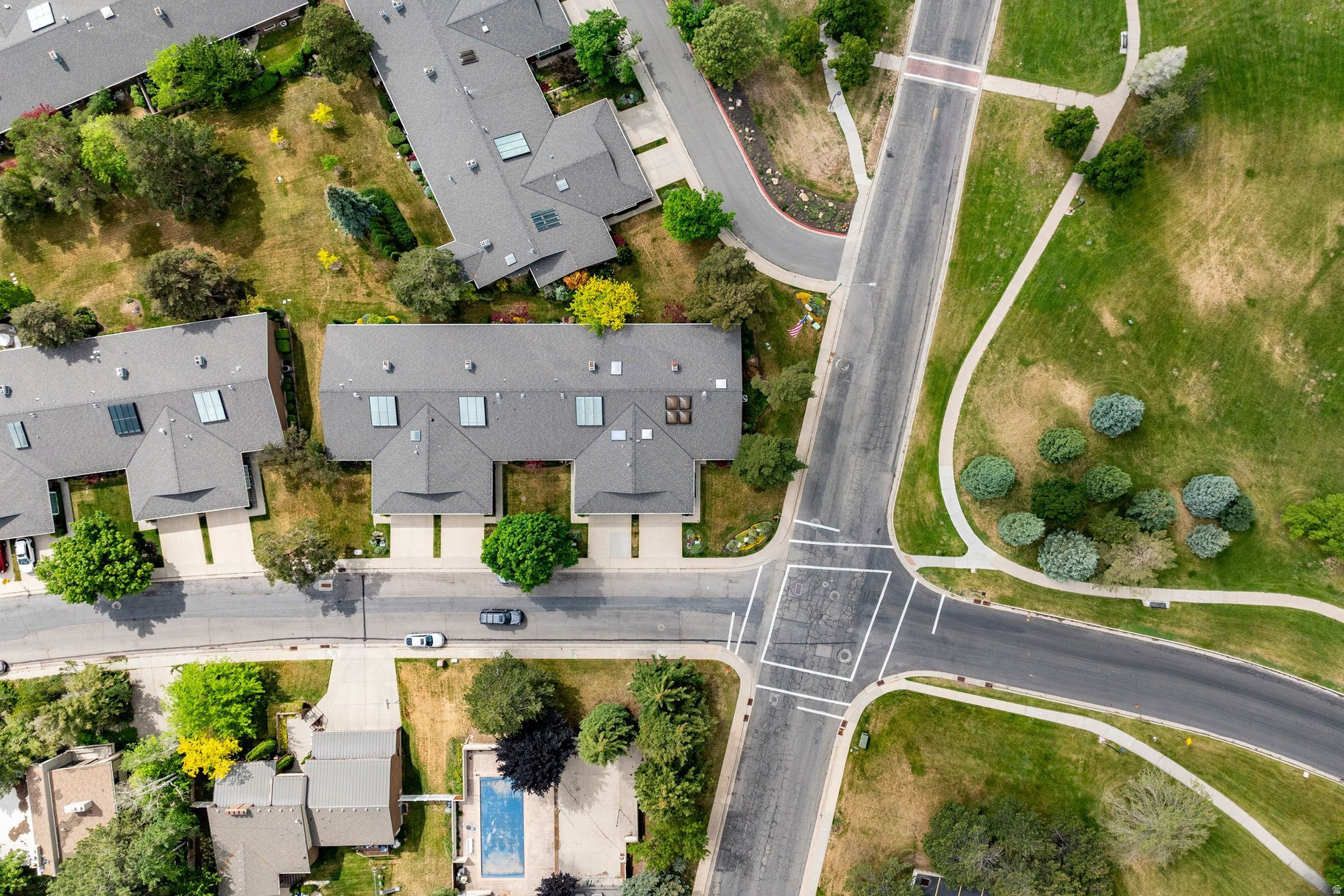 OAK HILLS GARDENS CONDOMINIUMS - Residential