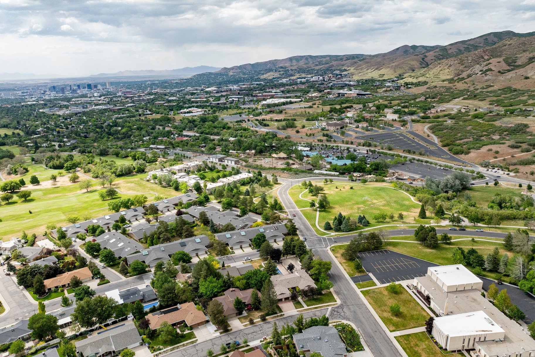 OAK HILLS GARDENS CONDOMINIUMS - Residential