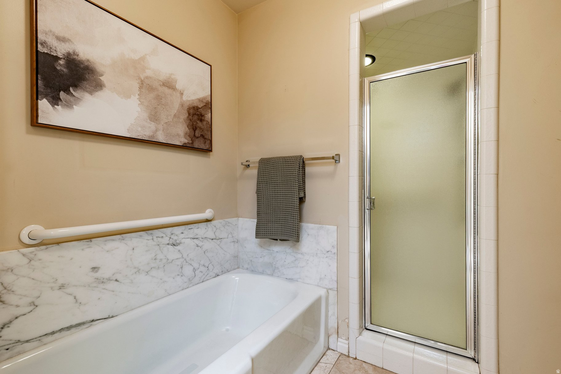 OAK HILLS GARDENS CONDOMINIUMS - Residential