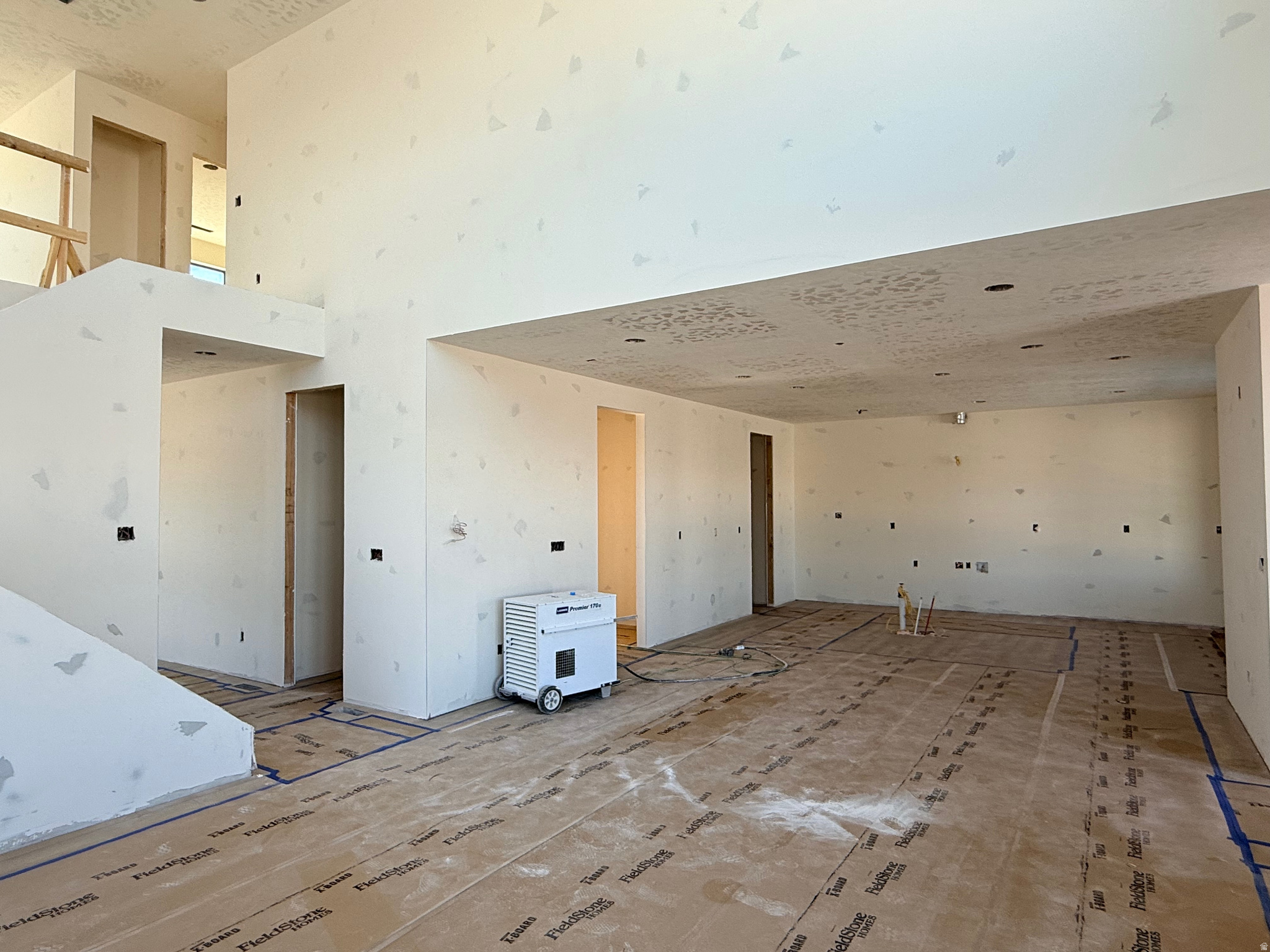 THE CROSSING - Residential